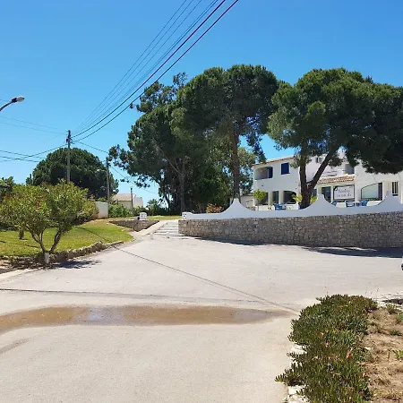 Remodelada Villa Nos Jardins Da Balaia Albufeira